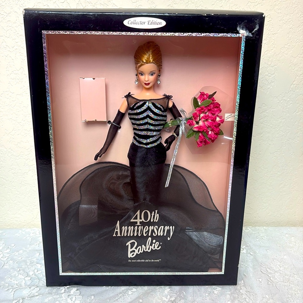 1999 Mattel 40th Anniversary Barbie #21384